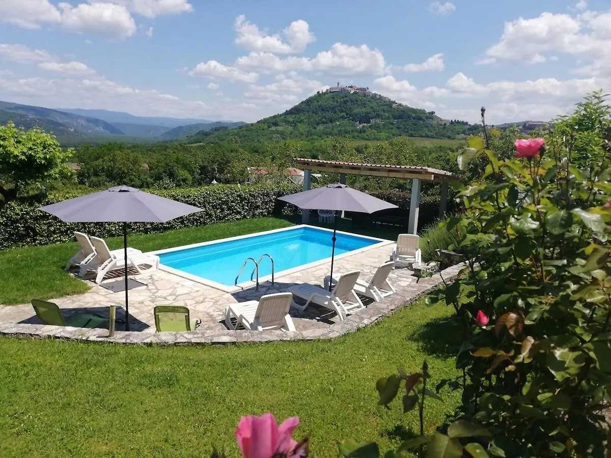 Apartments With A Swimming Pool Motovun - Bataji, Central Istria - Sredisnja Istra - 7069