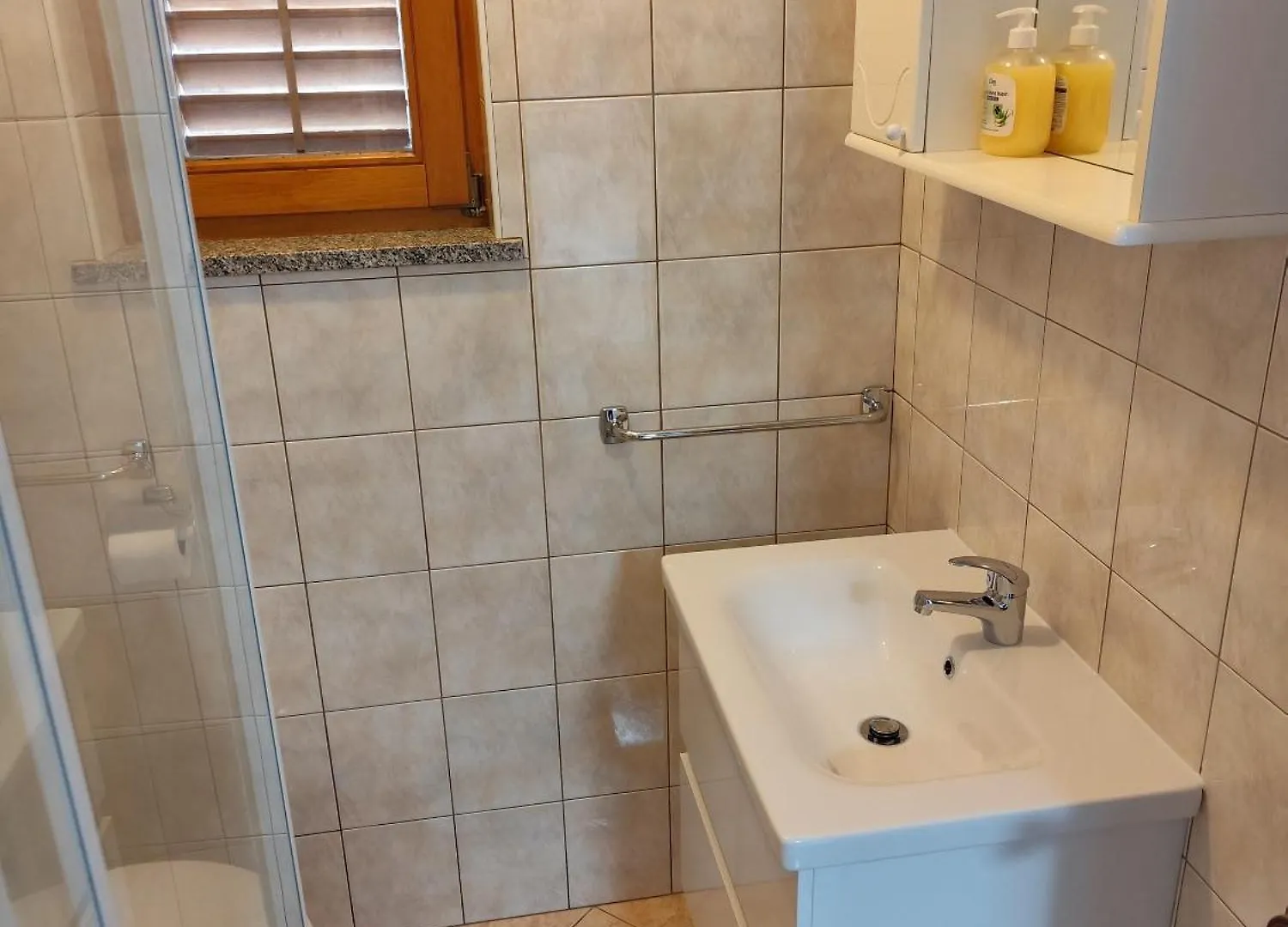 Apartments With A Swimming Pool Motovun - Bataji, Central Istria - Sredisnja Istra - 7069 Croazia